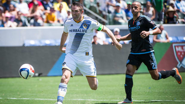robbie-keane-galaxy-nycfc.jpg
